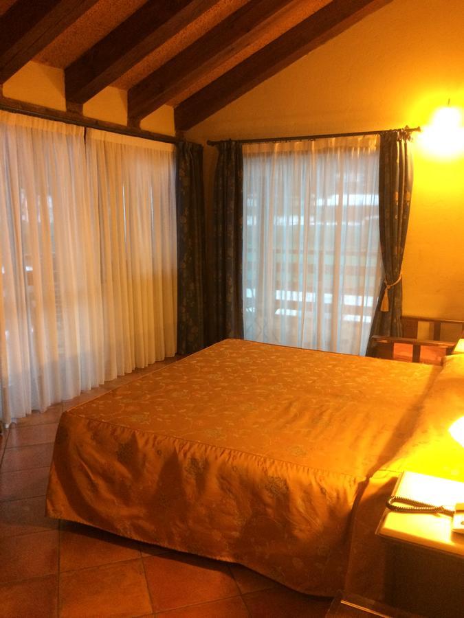 Triple Room,537716172:JPEG